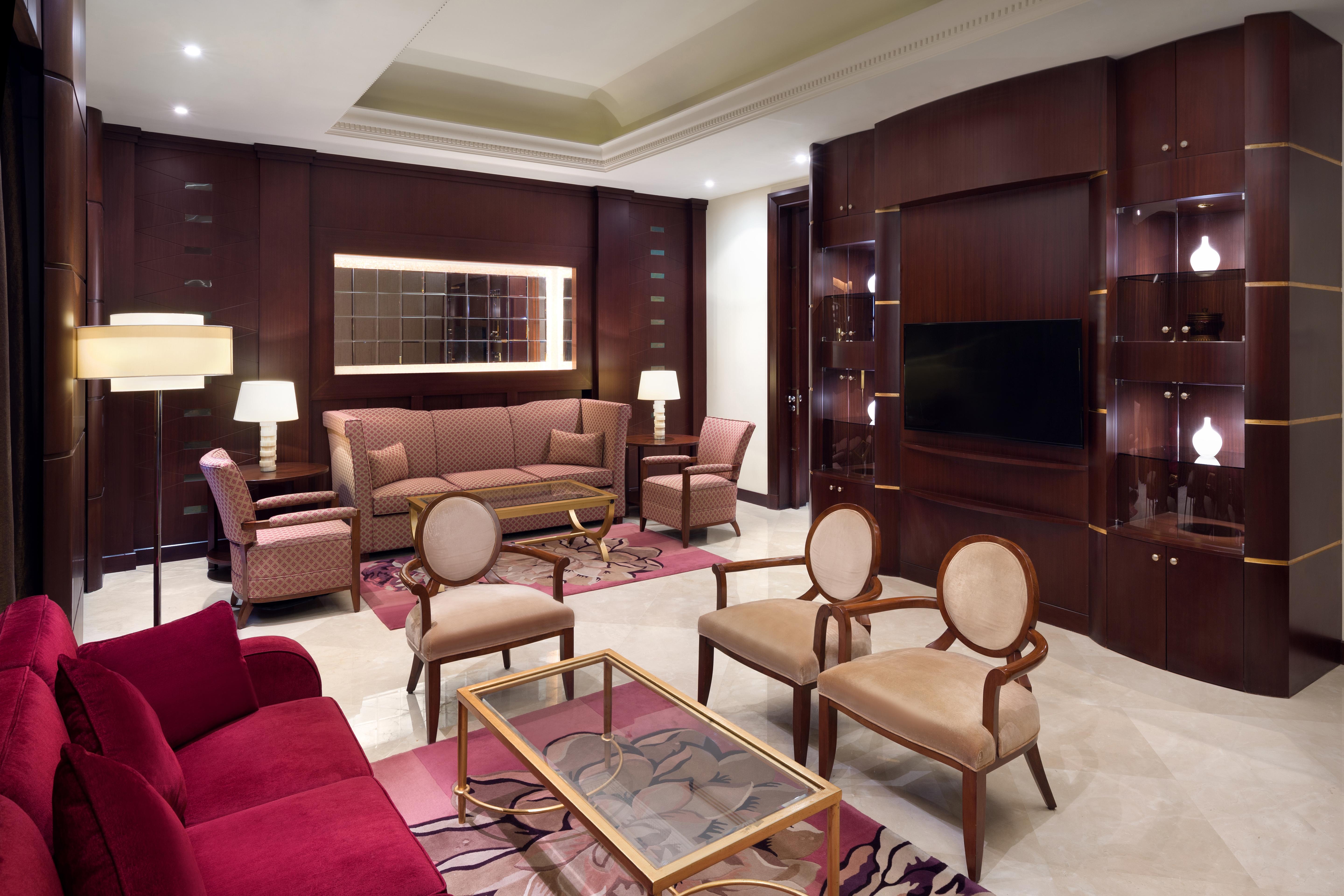Crowne Plaza Al Khobar By Ihg Ξενοδοχείο Εξωτερικό φωτογραφία A suite at the Emirates Palace