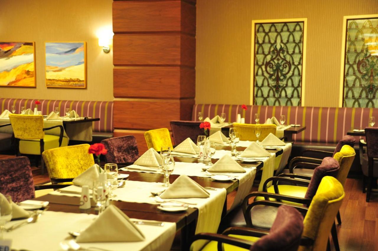 Crowne Plaza Al Khobar By Ihg Ξενοδοχείο Εξωτερικό φωτογραφία The restaurant