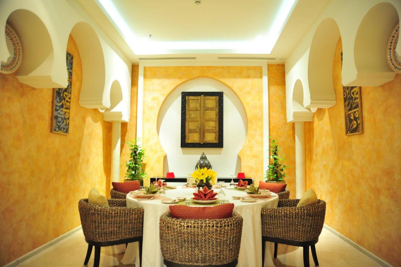 Crowne Plaza Al Khobar By Ihg Ξενοδοχείο Εξωτερικό φωτογραφία The restaurant