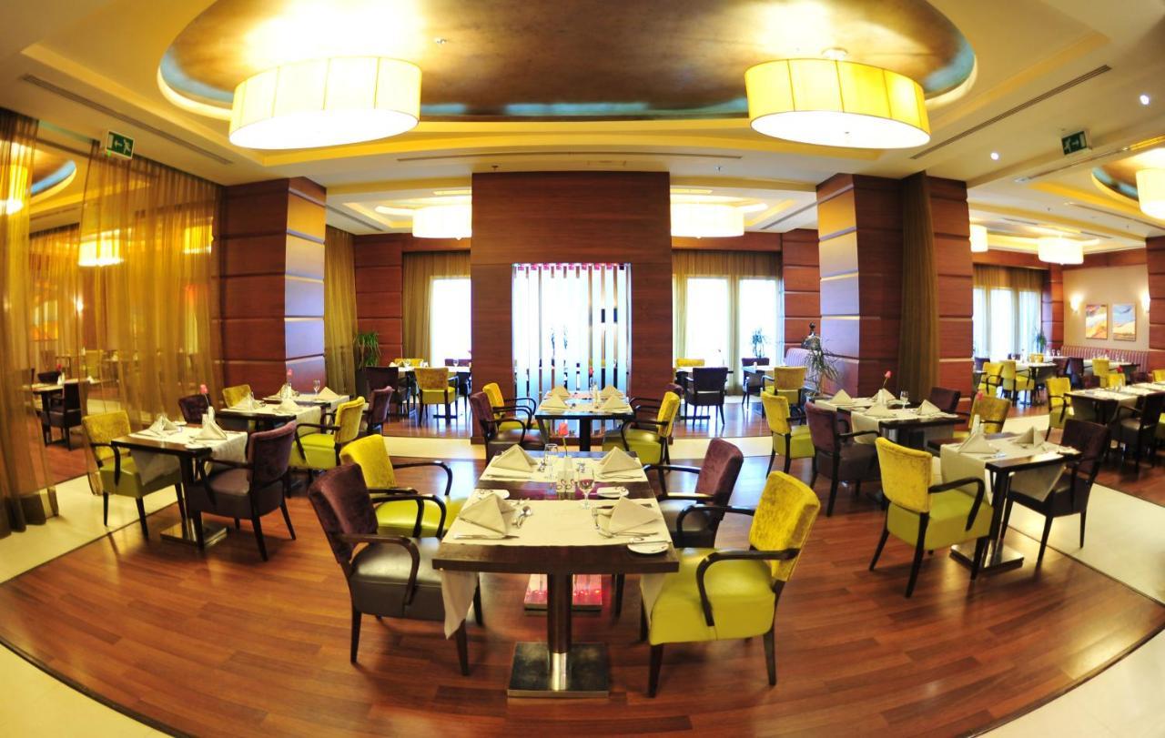 Crowne Plaza Al Khobar By Ihg Ξενοδοχείο Εξωτερικό φωτογραφία The restaurant